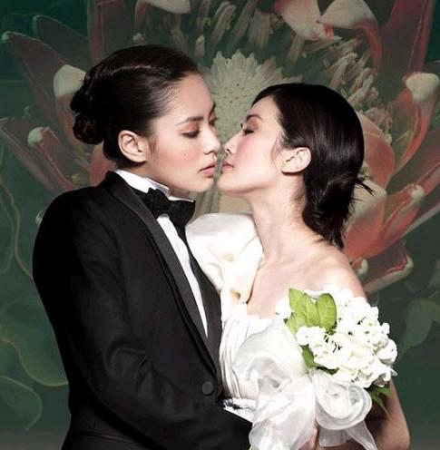 陈乔恩舌吻同性好友 盘点女星大尺度热吻照