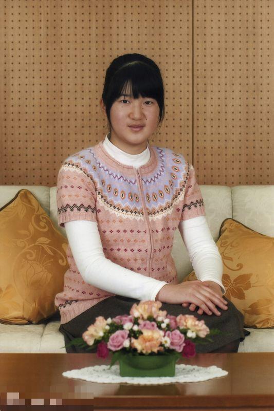日本爱子公主 以前也是萌妹纸 越大越任性