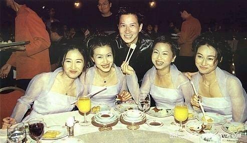 这样的照片已罕见 明星珍贵合照成绝版