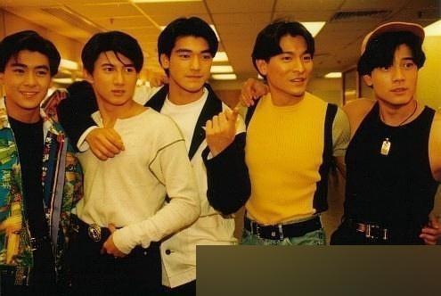 这样的照片已罕见 明星珍贵合照成绝版