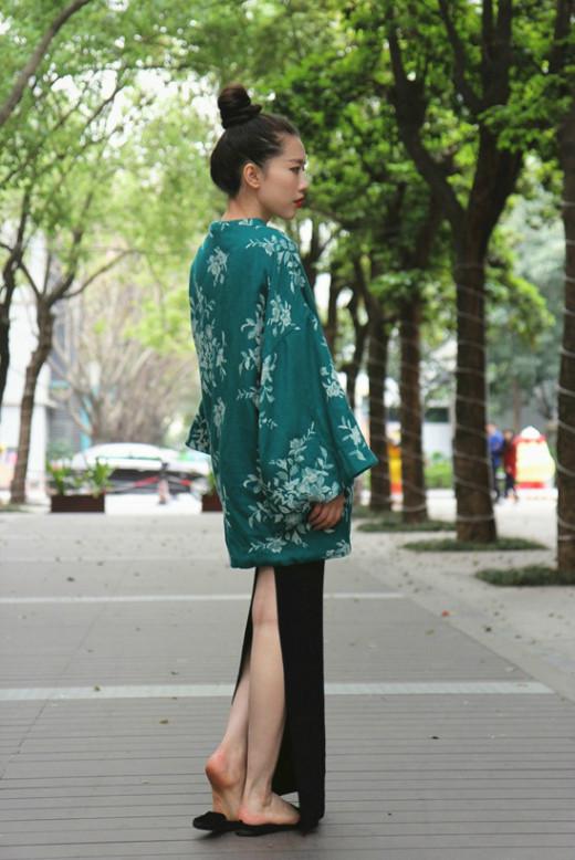 美不美看大腿 baby李冰冰开衩裙秀美腿性感逼人