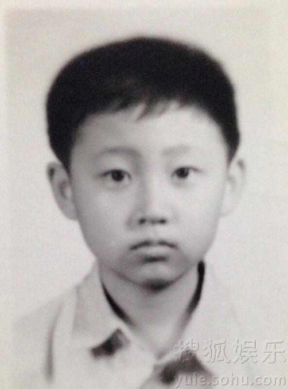 你能认出谁?明星扎堆晒童年照欢庆六一 你能认出谁?明星扎堆晒童年照欢庆六一