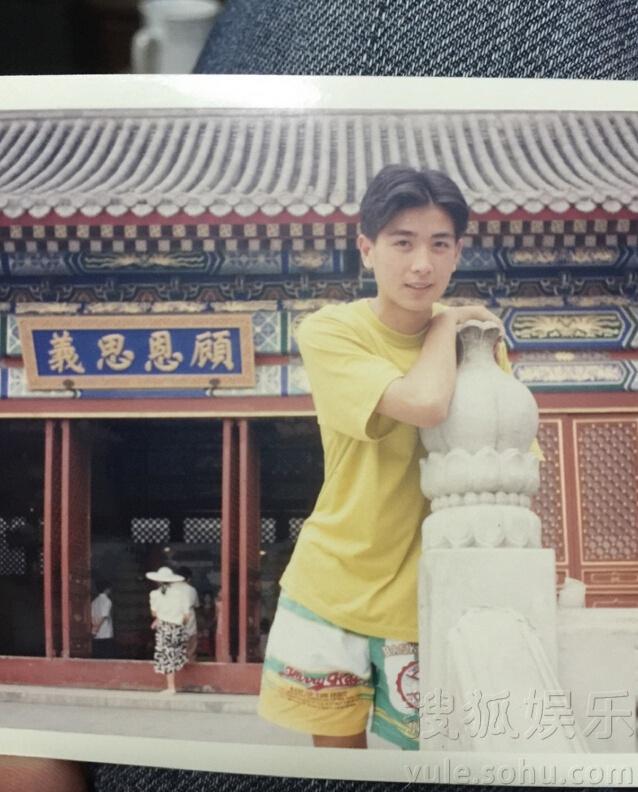 你能认出谁?明星扎堆晒童年照欢庆六一 你能认出谁?明星扎堆晒童年照欢庆六一