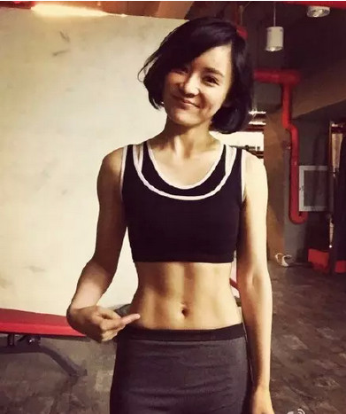 素颜未PS+好身材=真女神