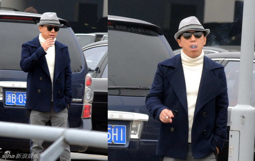 最严禁烟令实施 盘点明星销魂吸烟照