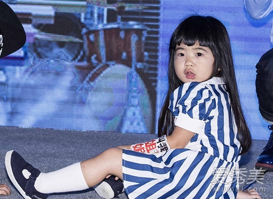 甜馨奥莉 盘点最具人气的明星宝宝