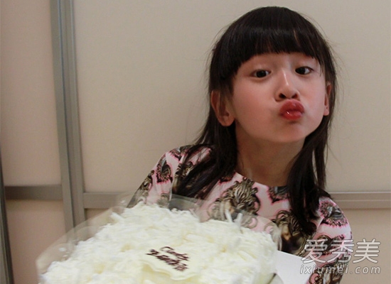 甜馨奥莉 盘点最具人气的明星宝宝