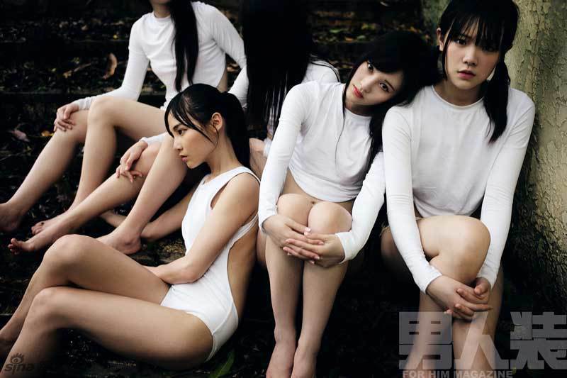 SNH48拍性感封面