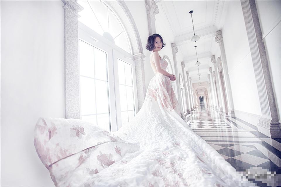 杨乐乐生日甜美写真曝光 有望近期复出