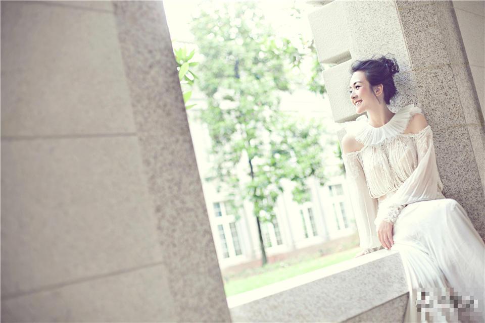 杨乐乐生日甜美写真曝光 有望近期复出