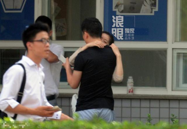 人生赢家 章泽天清华生涯：毕业就当刘太