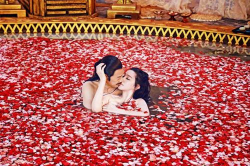 盘点大尺度古装戏 范冰冰杨贵妃现马震