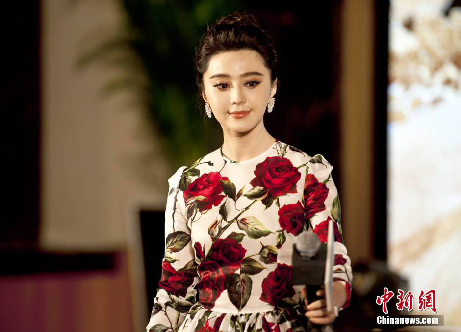 《杨贵妃》未遭剪胸 范冰冰为戏险“丧命”