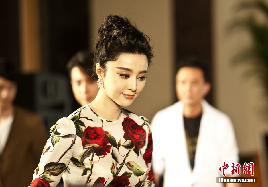 《杨贵妃》未遭剪胸 范冰冰为戏险“丧命”