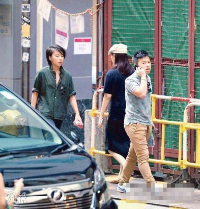 窦靖童疑交男友