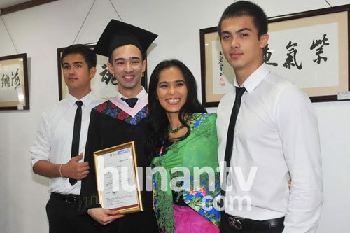 窦靖童疑交男友