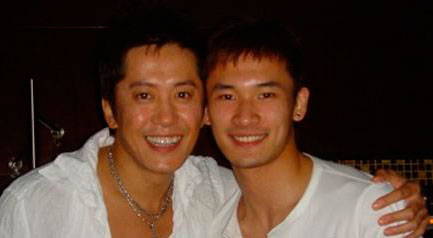 邓超与男星舌吻照曝光