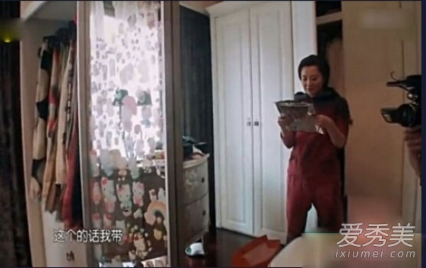 张雨绮衣帽间曝光 国内女星豪华衣橱PK