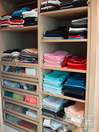 张雨绮衣帽间曝光 国内女星豪华衣橱PK