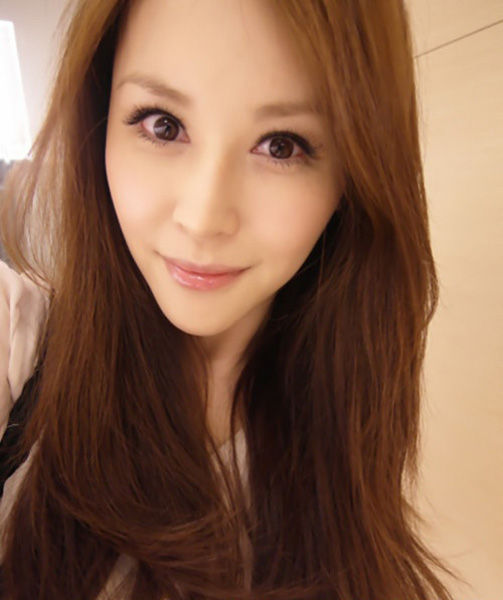 揭明星不为人知富亲戚秦海璐堂妹身家过亿