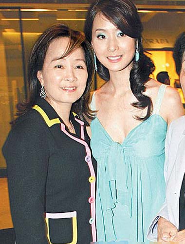 揭明星不为人知富亲戚秦海璐堂妹身家过亿