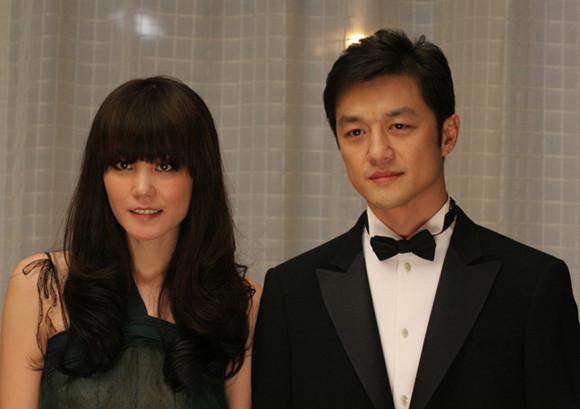 揭娱乐圈为爱痴狂女星 安雯贱卖房产替夫还债 揭娱乐圈为爱痴狂女星 安雯贱卖房产替夫还债