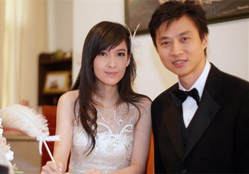 揭娱乐圈为爱痴狂女星 安雯贱卖房产替夫还债 揭娱乐圈为爱痴狂女星 安雯贱卖房产替夫还债