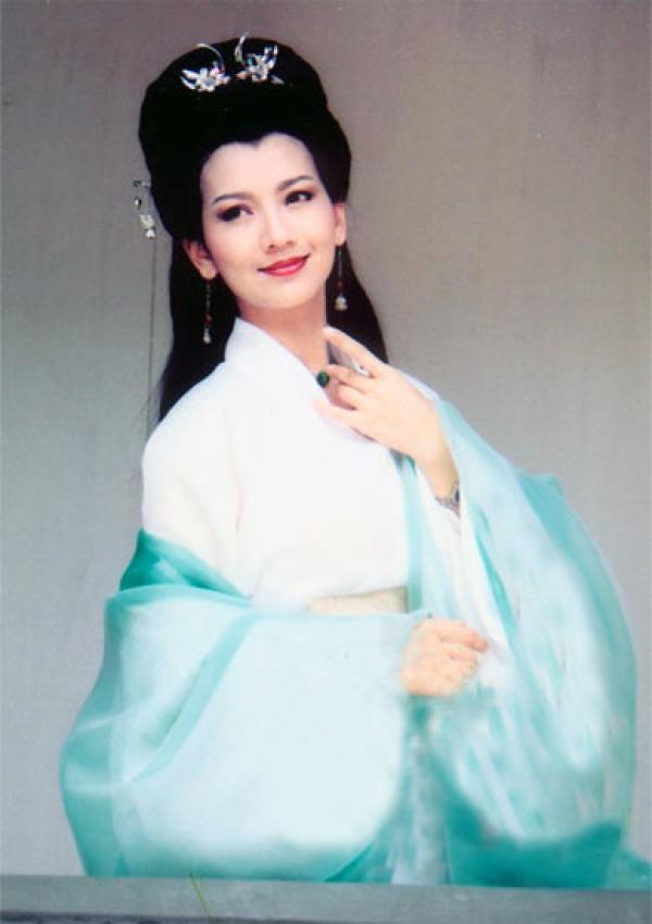 《新白娘子》演员现状 “法海”落魄开出租车 《新白娘子》演员现状 “法海”落魄开出租车