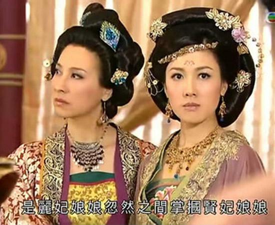 揭TVB花旦脸盲症 朱茵郭可盈似流水线产品