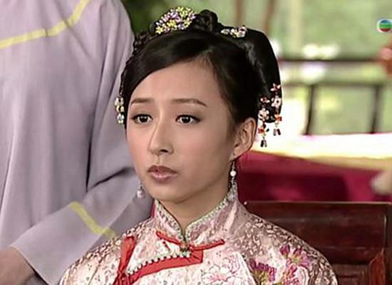 揭TVB花旦脸盲症 朱茵郭可盈似流水线产品