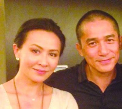 裸泳制服诱惑送超跑！明星庆生搏出位霸头条