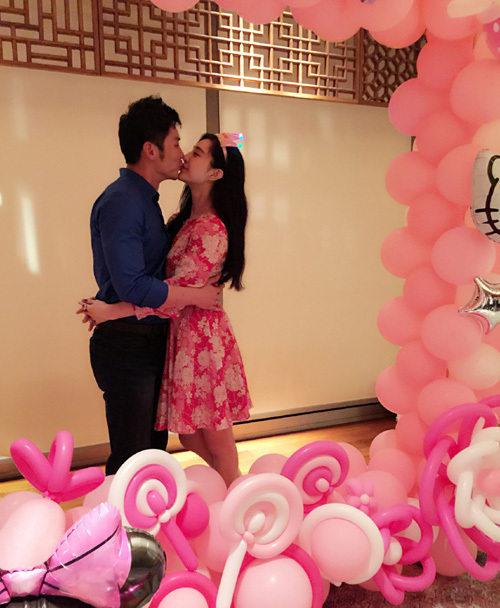 裸泳制服诱惑送超跑！明星庆生搏出位霸头条