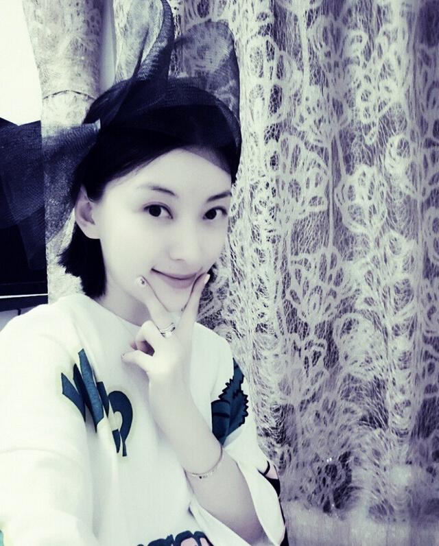 薛之谦被曝离婚 模特前妻美艳生活照曝光