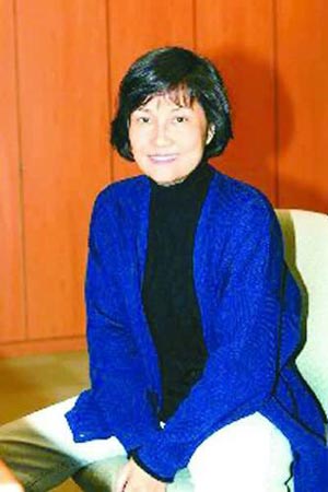 盘点娱圈自杀明星 34岁香港女主播烧炭身亡