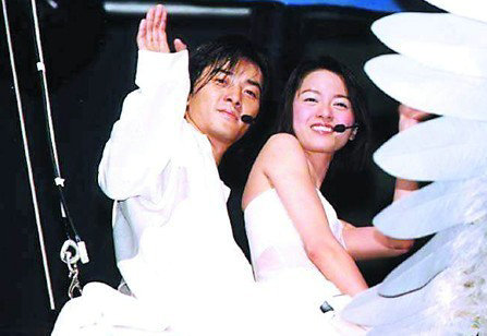 娱乐圈小三现状：姚笛与陶喆出轨对象抢男友？