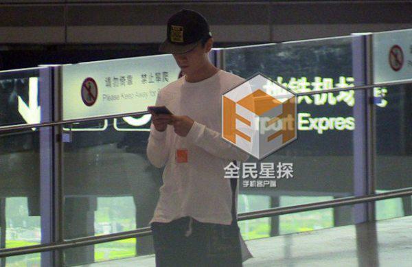 网曝陈晓花百万买钻戒求婚成功 陈妍希不否认 网曝陈晓花百万买钻戒求婚成功 陈妍希不否认