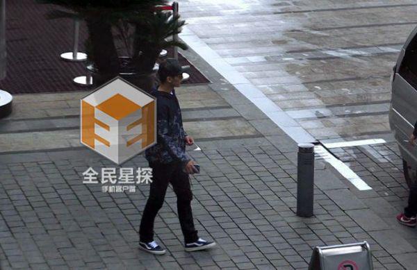 网曝陈晓花百万买钻戒求婚成功 陈妍希不否认 网曝陈晓花百万买钻戒求婚成功 陈妍希不否认