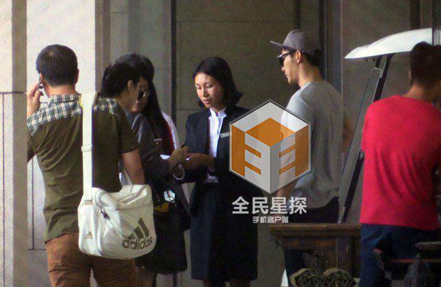 图:范冰冰订婚房疑已怀孕 揭秘李晨家世背景不简单