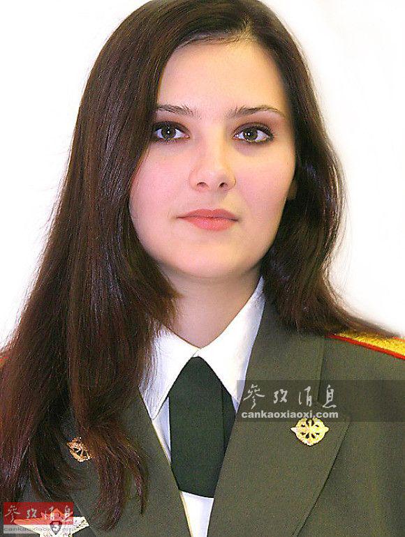 肤白貌美！俄罗斯乌克兰女兵天生丽质