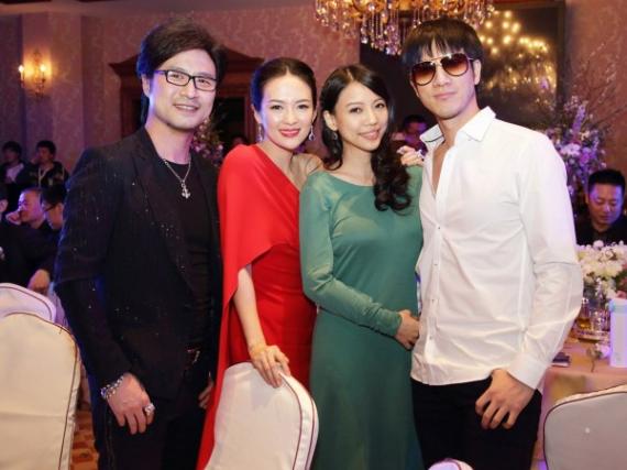 曝章子怡6月底已嫁汪峰赴美养胎 12月将产子