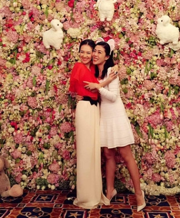 曝章子怡6月底已嫁汪峰赴美养胎 12月将产子