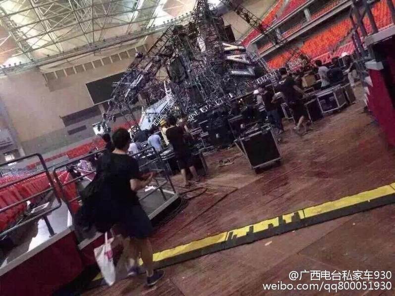 蔡依林演唱会舞台坍塌 致1死13伤现场