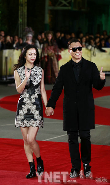 明星校友云集中戏戏剧颁奖 孙红雷汤唯嗨爆