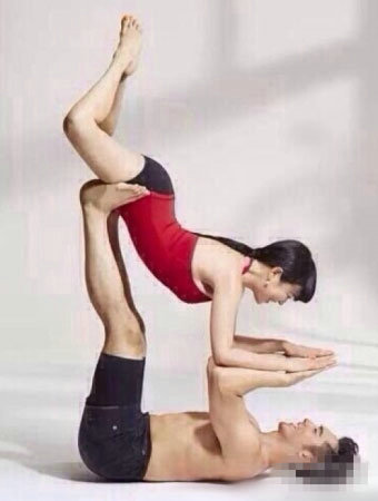 揭离婚女星生活现状 张柏芝携两子回港定居