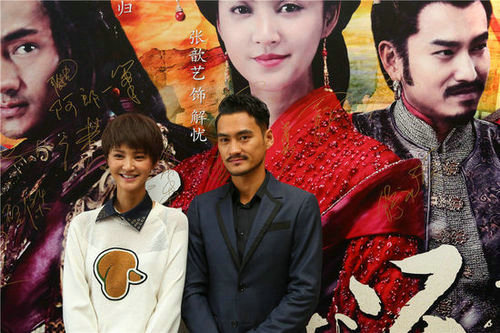 揭离婚女星生活现状 张柏芝携两子回港定居