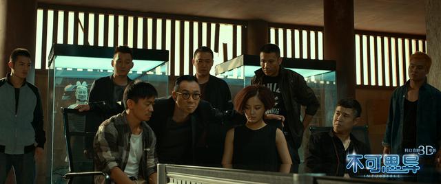 《不可思异》曝大鹏“暗黑逗神”剧照 颠覆形象首演反派 《不可思异》曝大鹏“暗黑逗神”剧照 颠覆形象首演反派