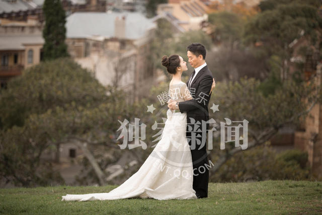 奶茶妹妹承认婚前怀孕 独自外出就餐孕肚明显