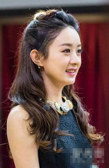 包子脸的春天!揭赵丽颖百变小公举之路:露大脑门凹女王范