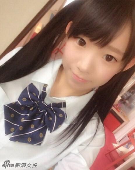 日本19岁写真女星清纯面孔 被赞童颜美胸