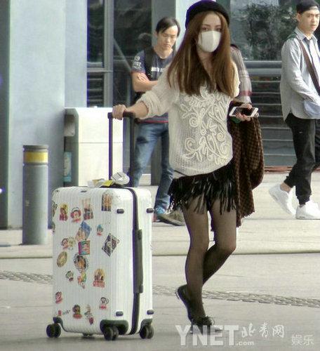 扒娱圈小三现状：杨子晴出柜 张子萱开网店